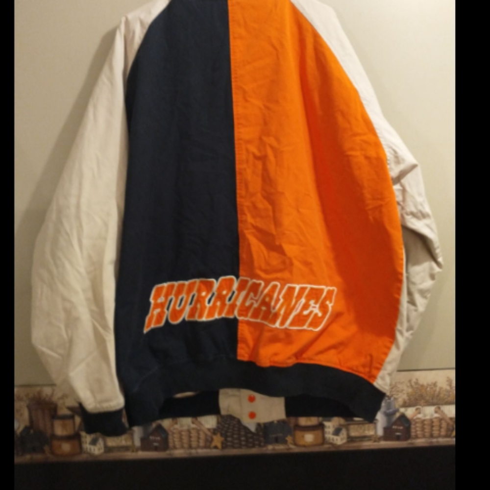 Gently Used Men's 4X Team Hurricane Bomber